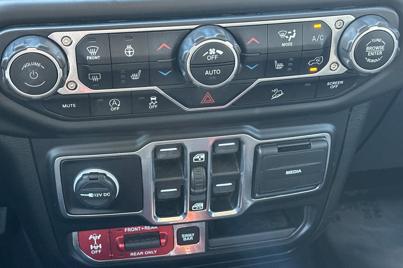 Used 2020 Jeep Wrangler Unlimited Rubicon image 26