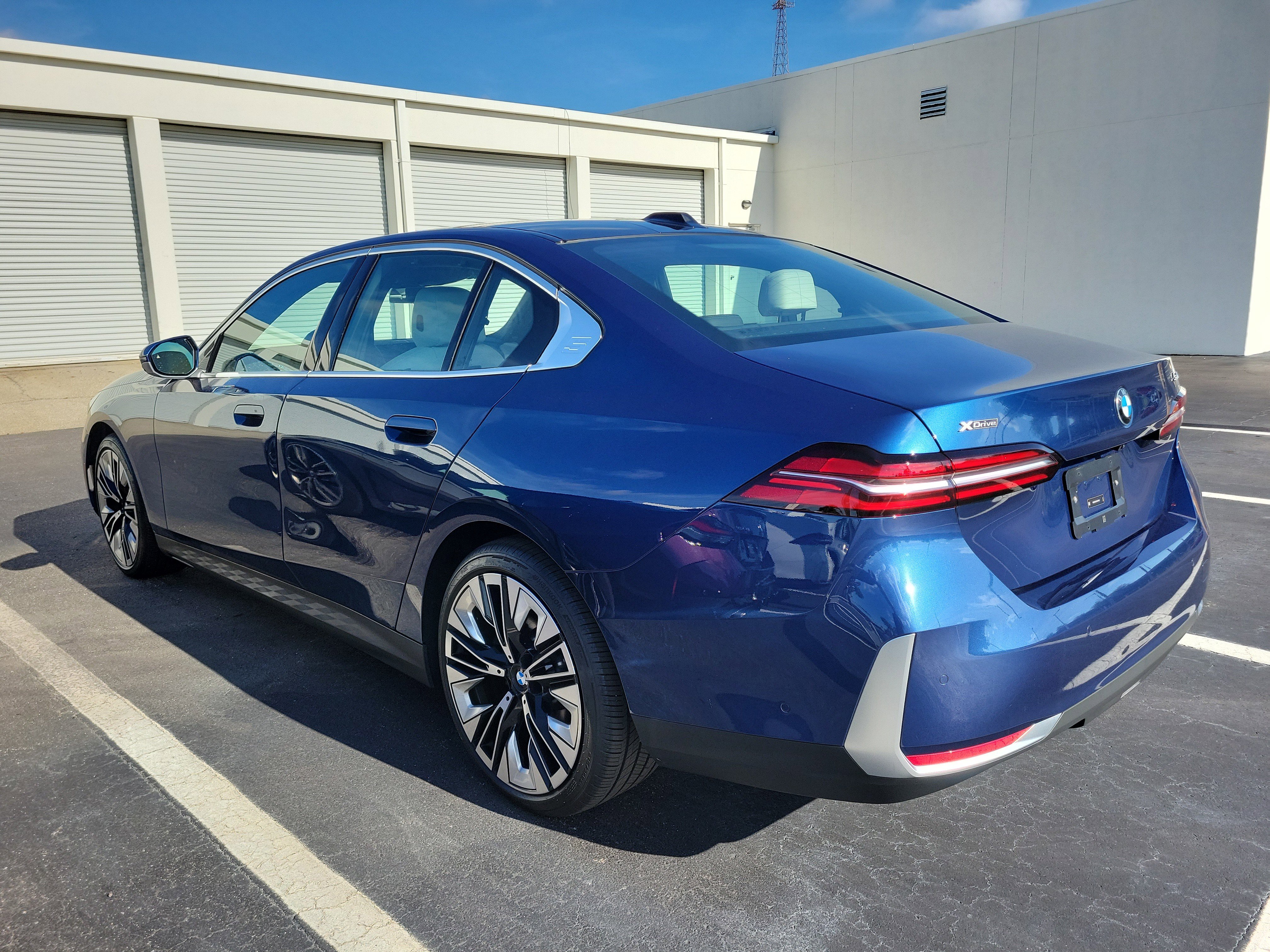 Used 2026 BMW 540i xDrive AWD/4WD image 4