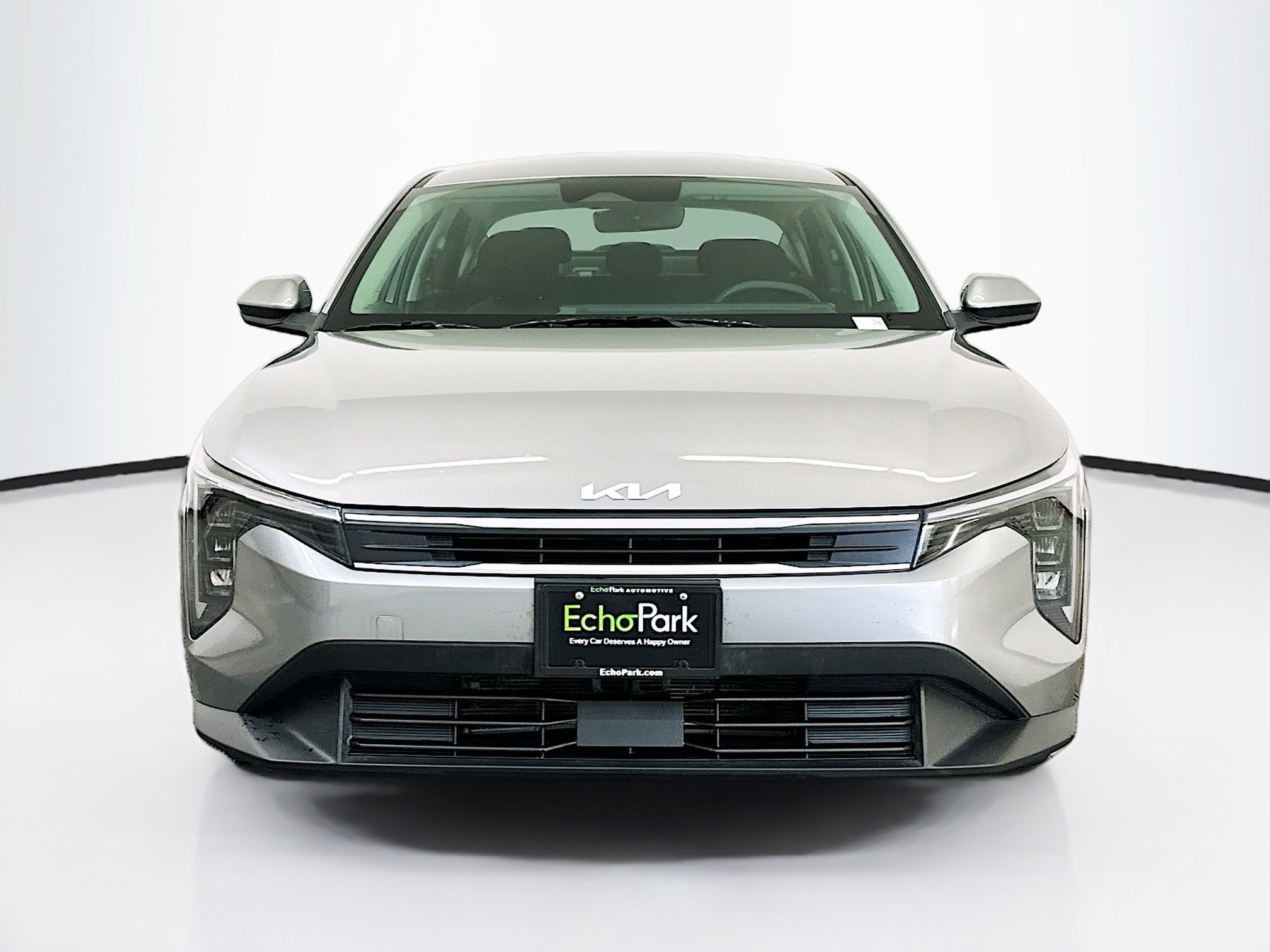 Used 2025 Kia K4 LXS image 2