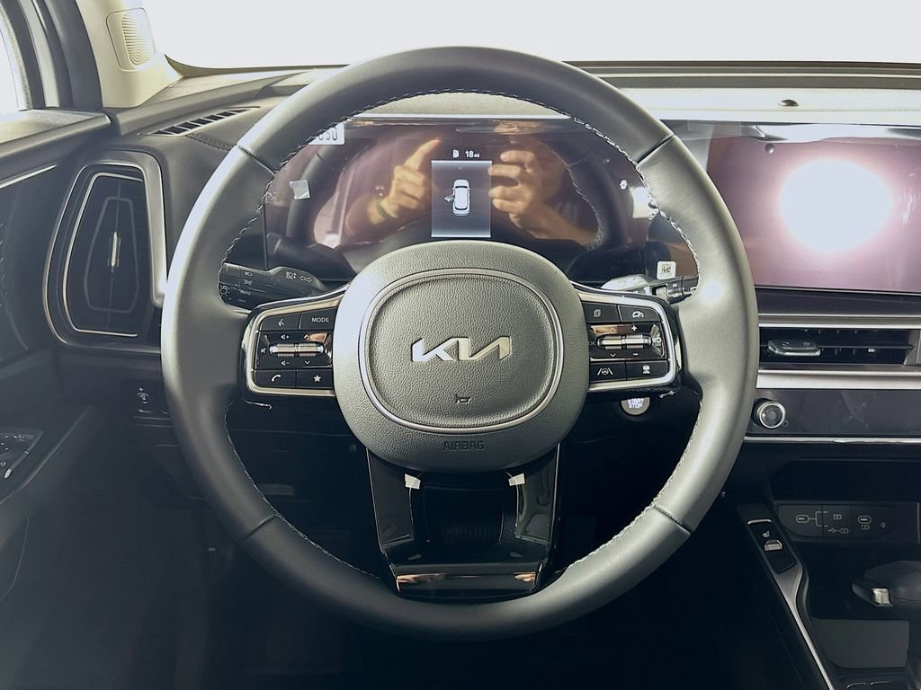 New 2025 Kia Sorento S image 14