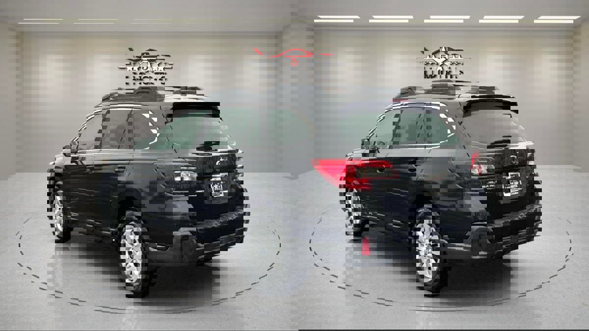 Used 2019 Subaru Outback 2.5i Premium image 3