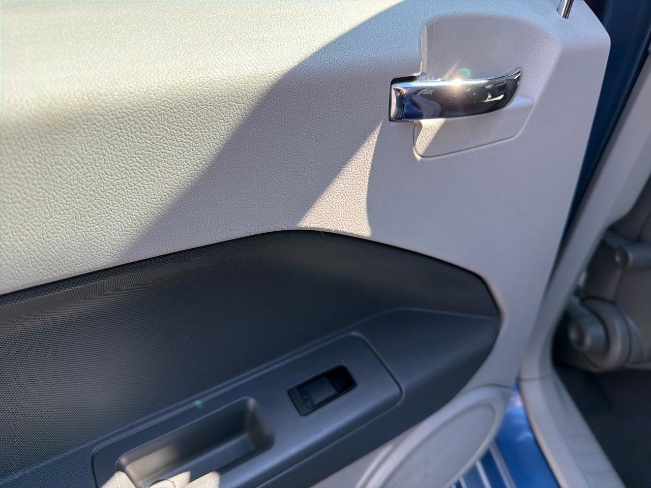 Used 2007 Dodge Caliber R/T w/ Leather Interior Group image 15