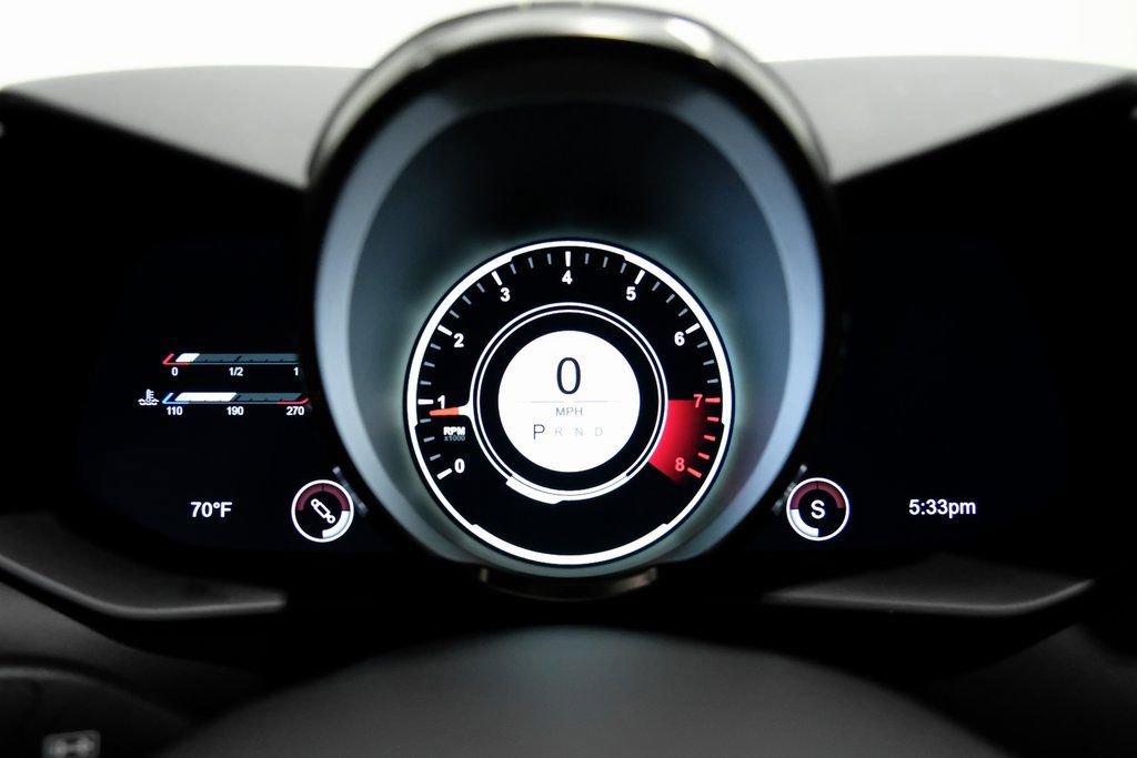 Used 2023 Aston Martin V12 Vantage image 13