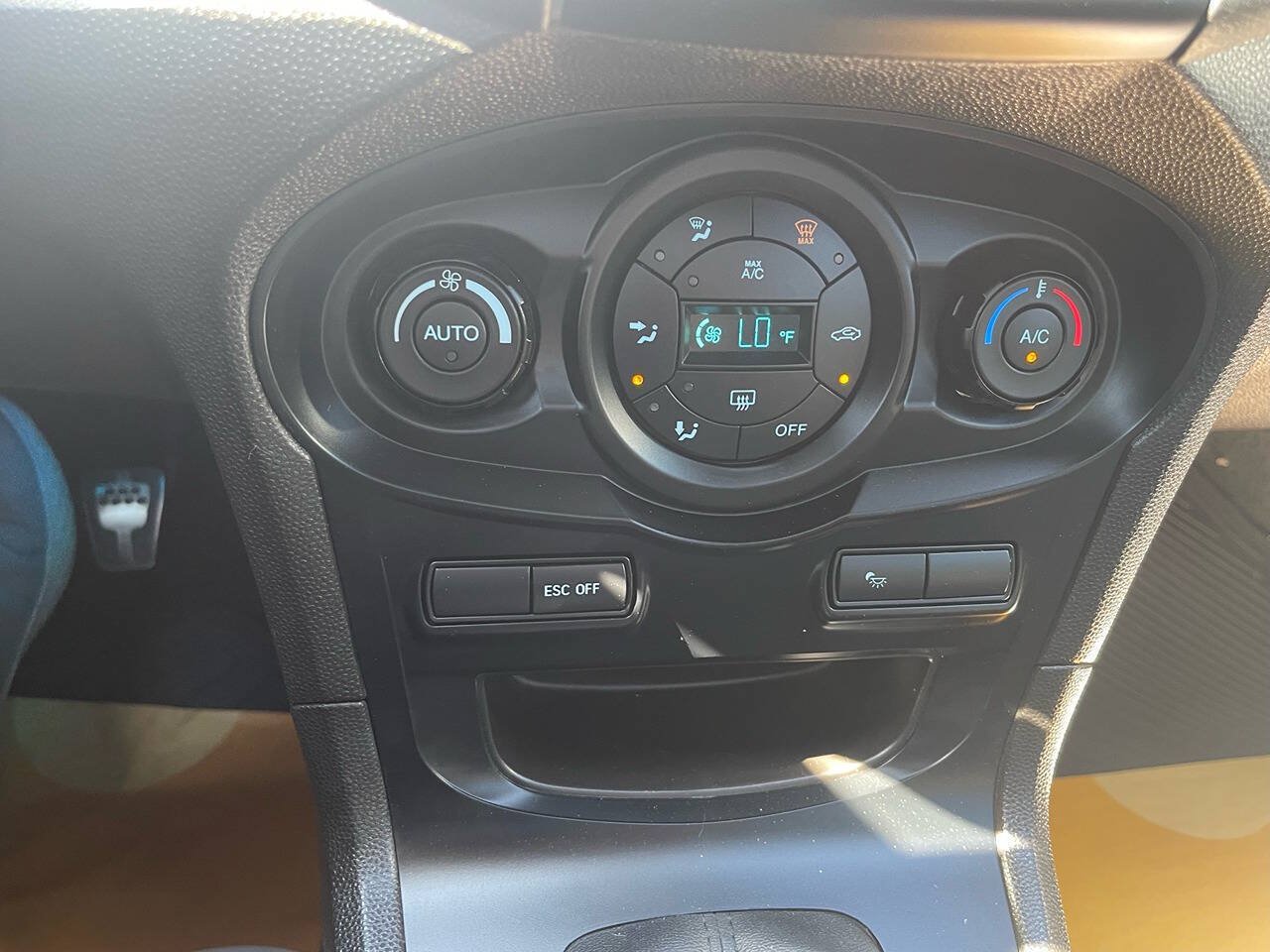 Used 2015 Ford Fiesta ST FWD image 14