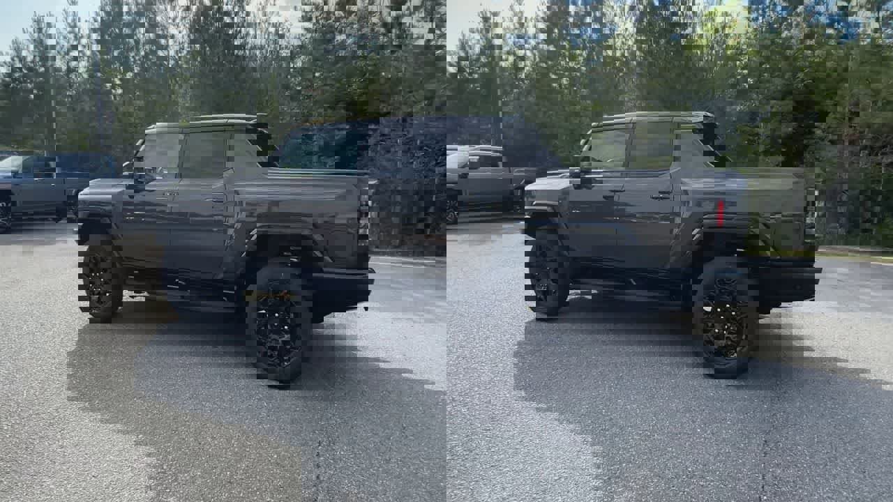 New 2025 GMC Hummer EV 3X w/ LPO, Dark Essentials Package image 6