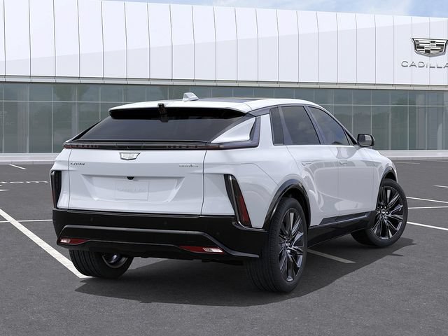 New 2026 Cadillac Lyriq Signature Sport AWD/4WD image 4