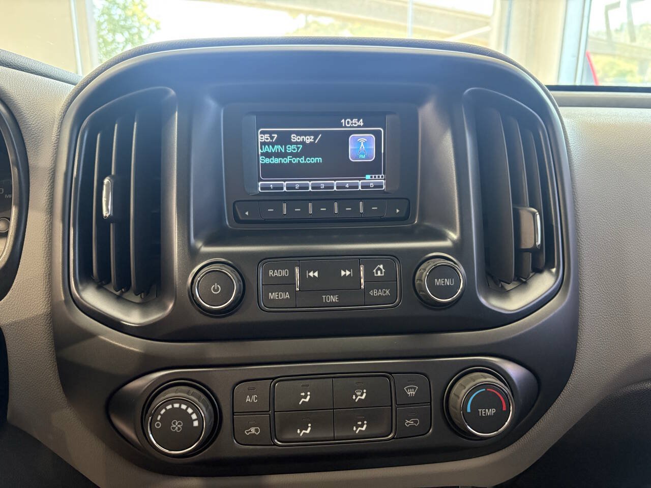 Used 2017 Chevrolet Colorado 2WD Extended Cab image 19