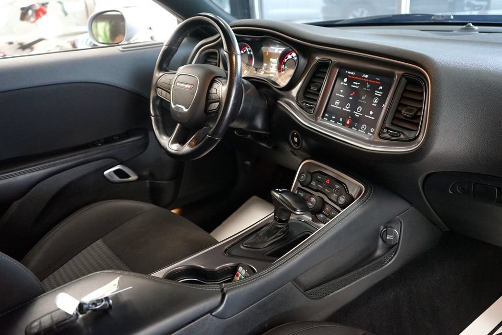Used 2022 Dodge Challenger R/T Scat Pack RWD image 13