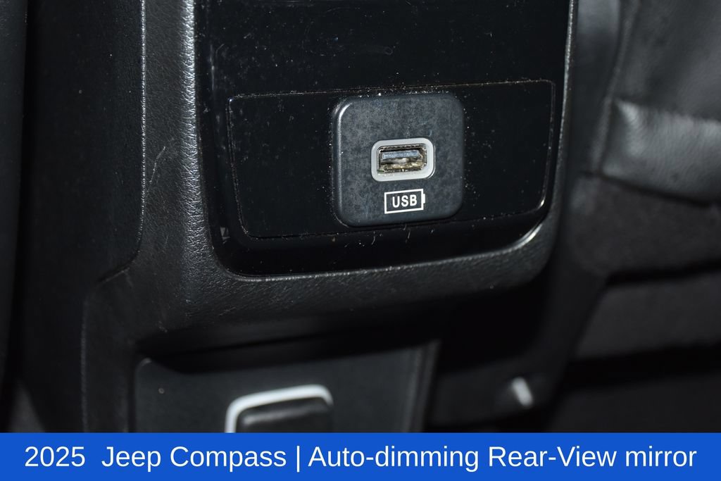 Used 2025 Jeep Compass Limited AWD/4WD image 25