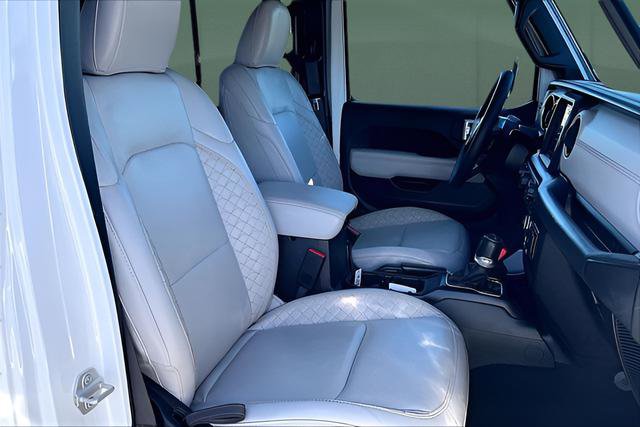 Used 2023 Jeep Gladiator Overland image 22
