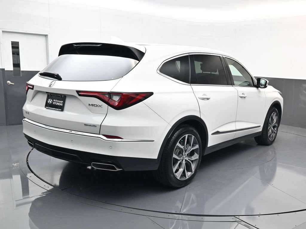 Used 2024 Acura MDX w/ Technology Package AWD/4WD image 3