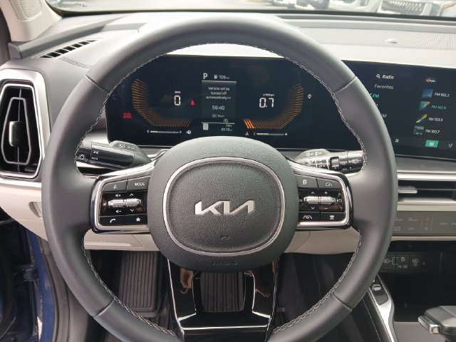 Certified 2024 Kia Sorento S FWD image 17