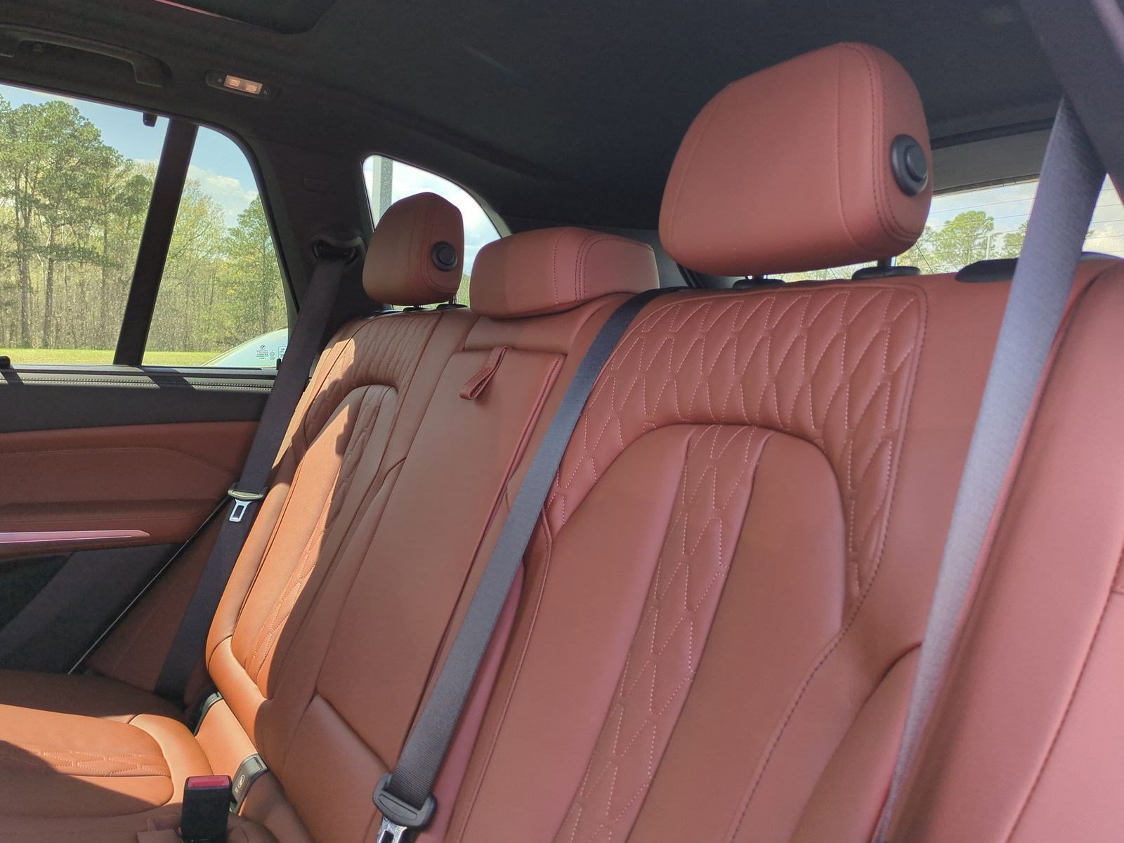 Certified 2025 BMW X5 xDrive40i w/ Executive Package image 31