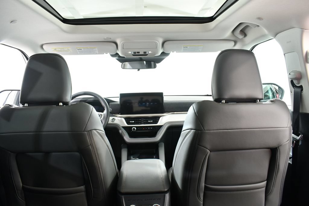 New 2026 Ford Explorer Active w/ Active Comfort Package AWD/4WD image 17