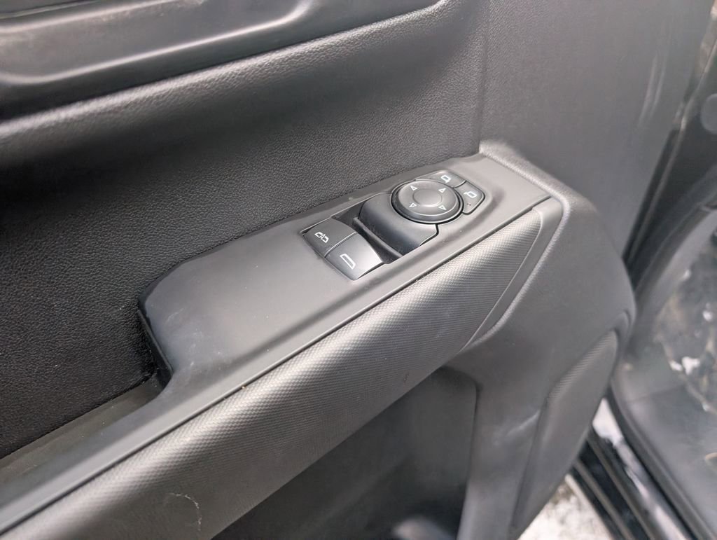 Used 2025 GMC Sierra 1500 Pro w/ Pro Value Package image 13