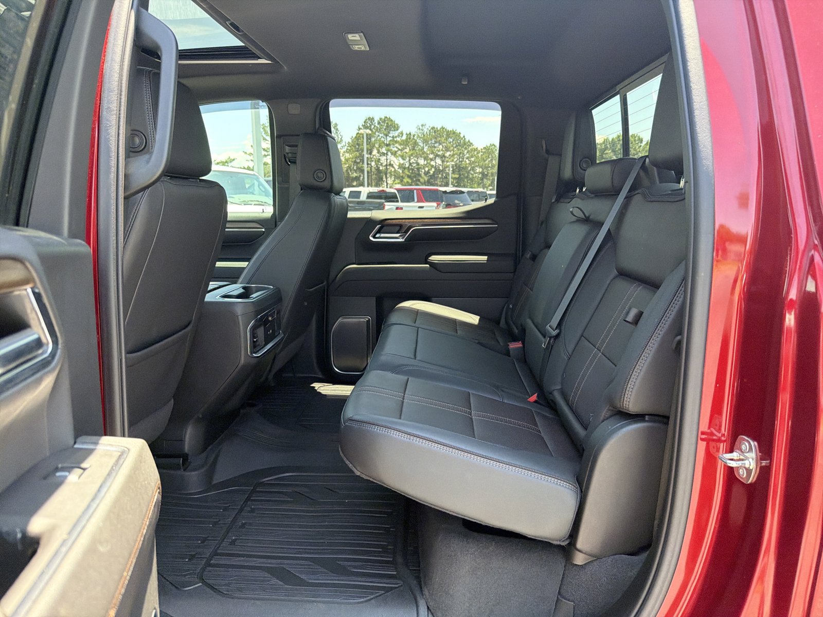 Used 2023 Chevrolet Silverado 1500 High Country AWD/4WD image 29