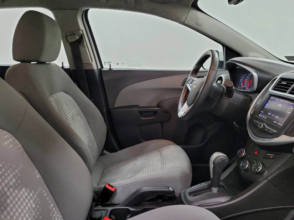 Used 2020 Chevrolet Sonic LT image 21