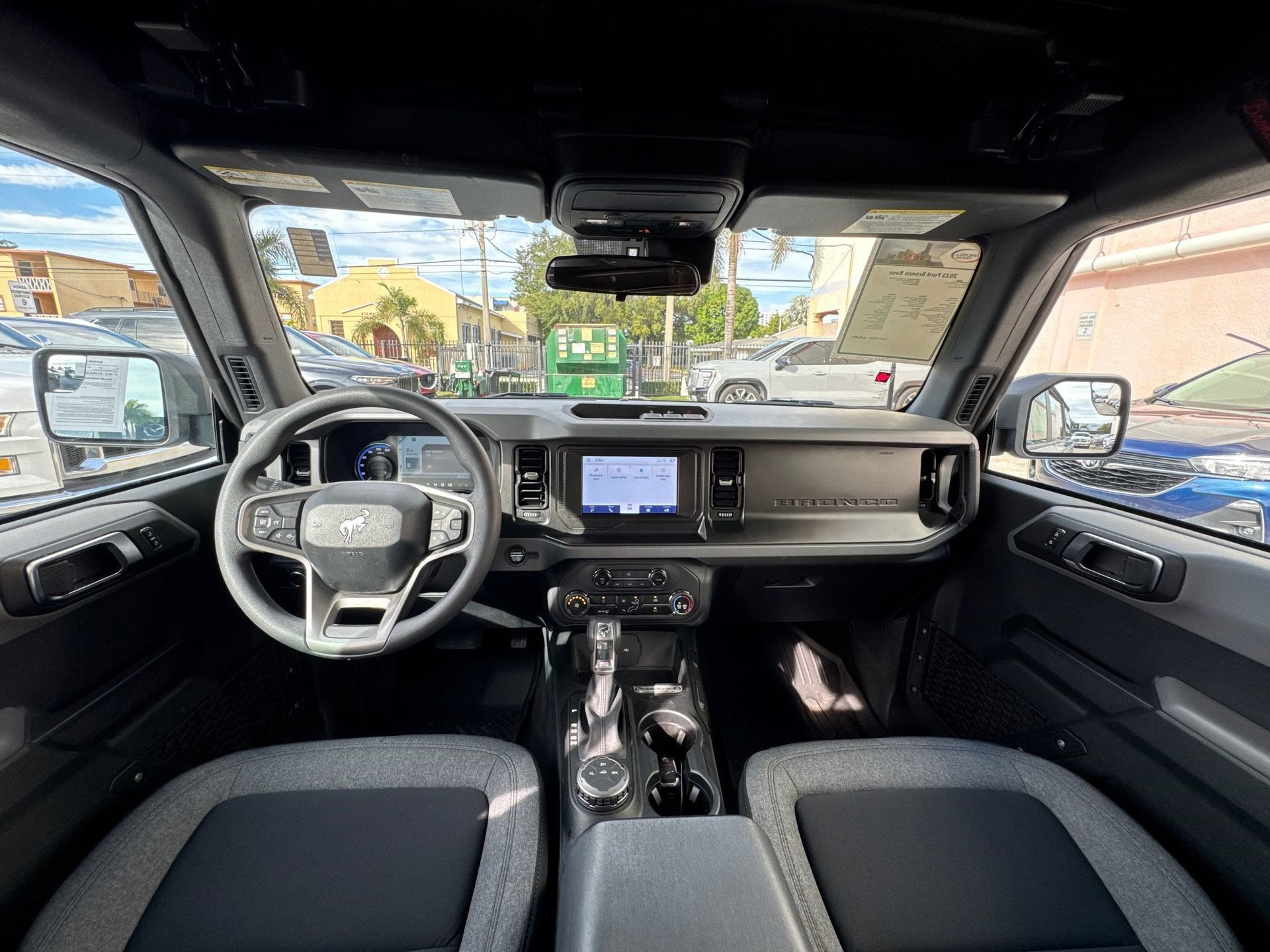 Used 2023 Ford Bronco 4-Door AWD/4WD image 26