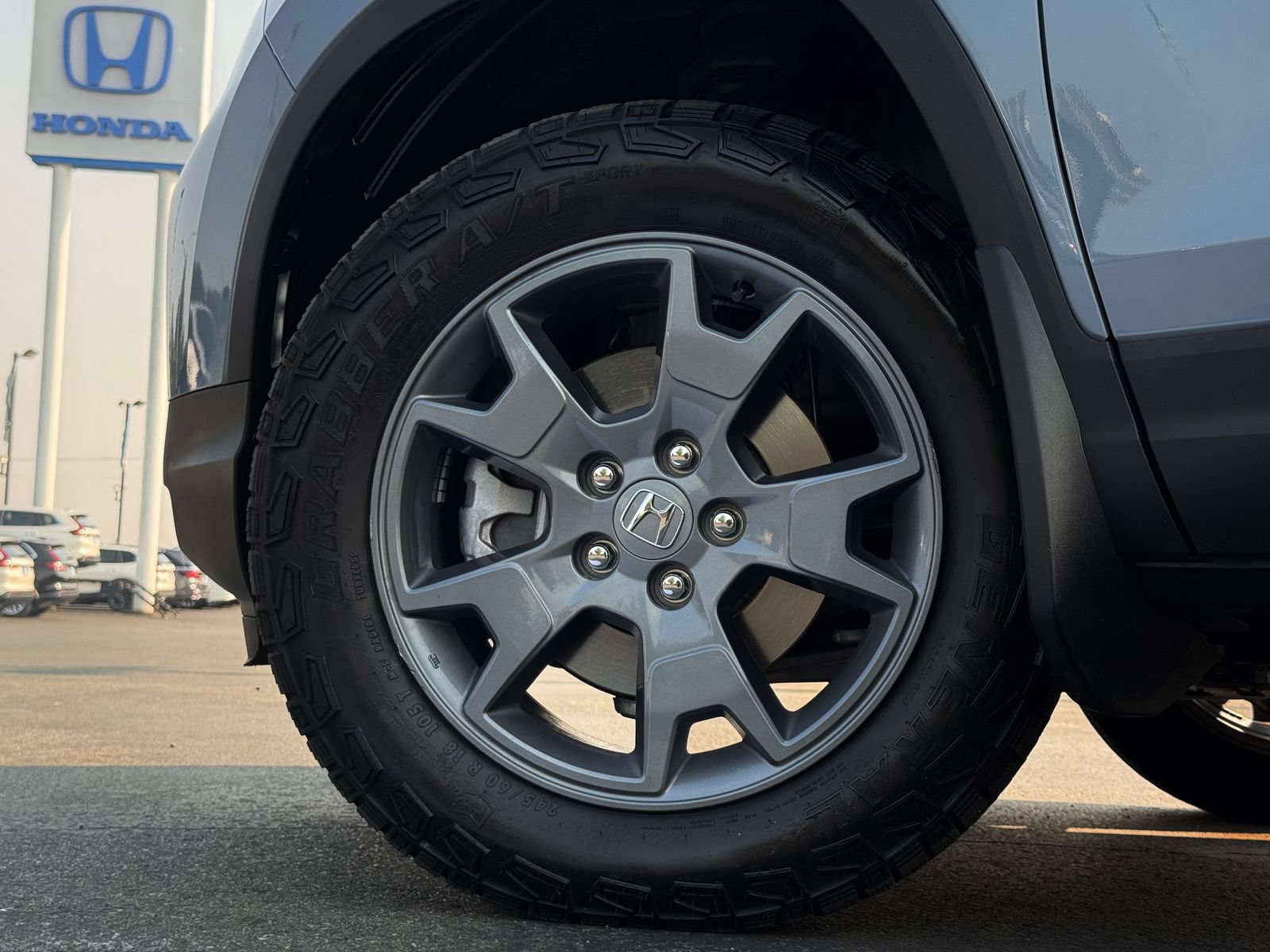 Certified 2025 Honda Passport TrailSport image 38