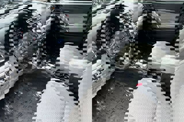 Used 2017 Subaru Forester 2.5i Premium image 11