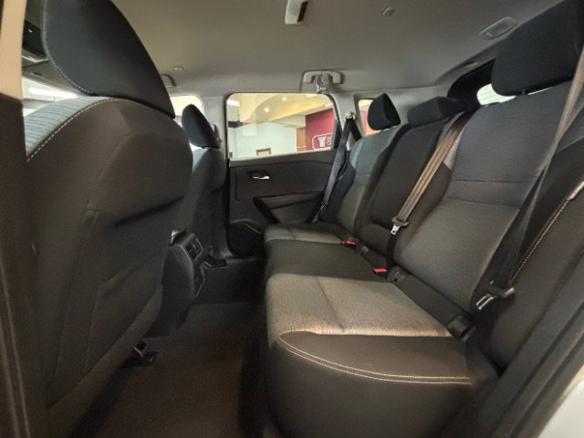 Used 2022 Nissan Rogue SV AWD/4WD image 15