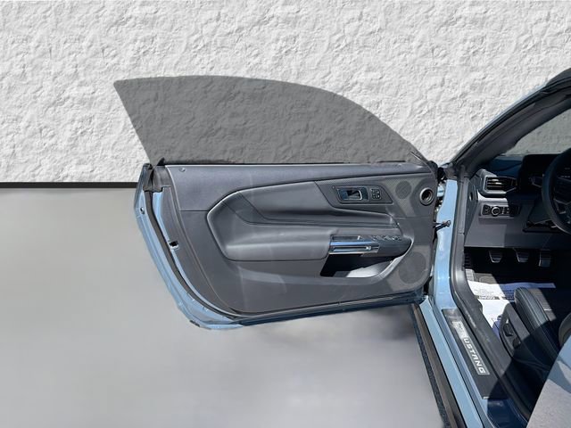 Used 2025 Ford Mustang GT Premium image 20