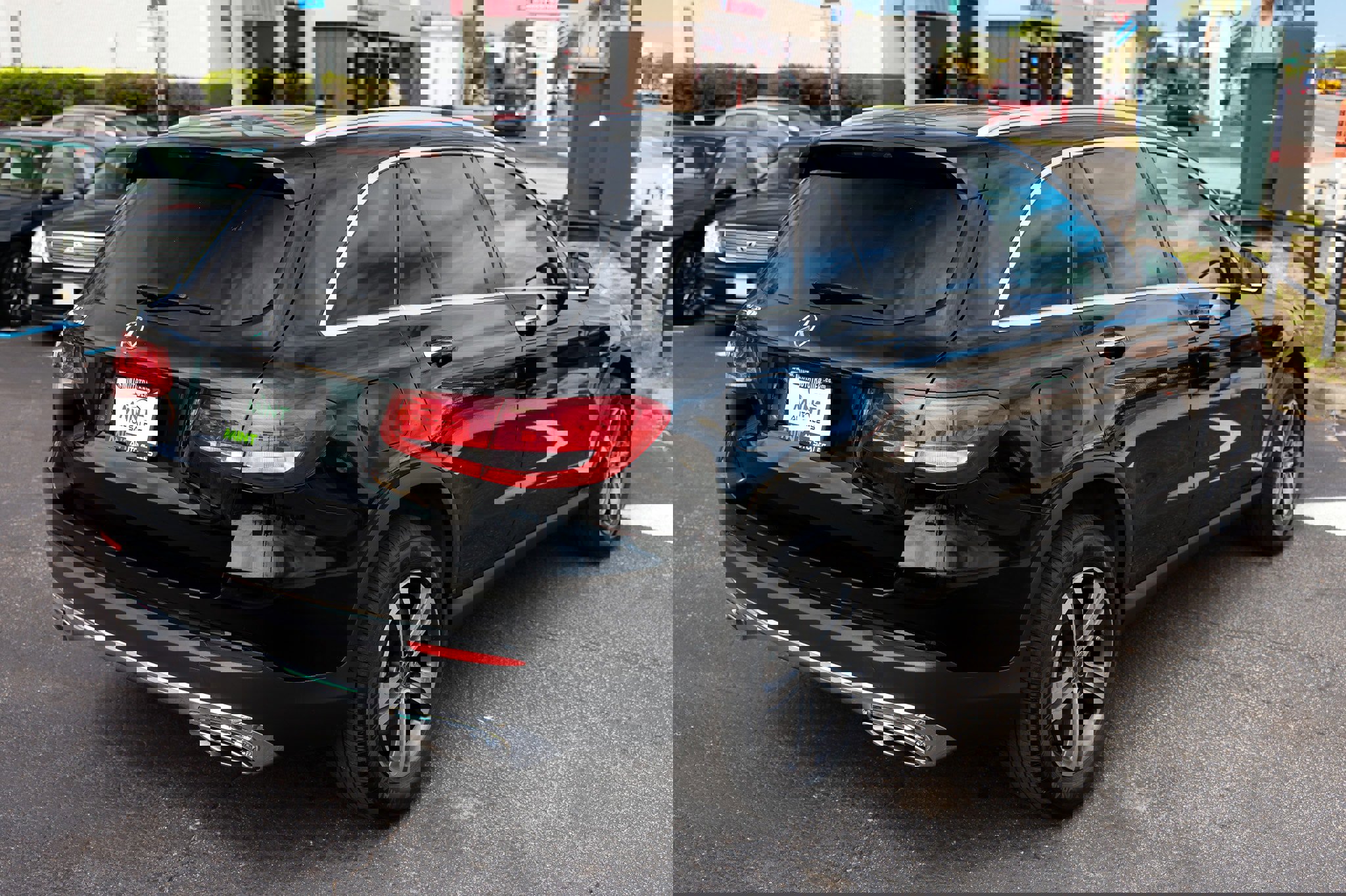 Used 2019 Mercedes-Benz GLC 300 w/ Premium Package image 15