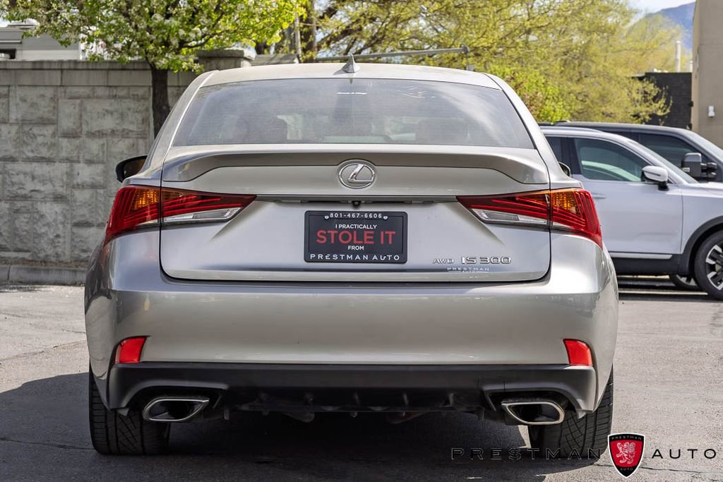 Used 2018 Lexus IS 300 AWD w/ Comfort Package image 15