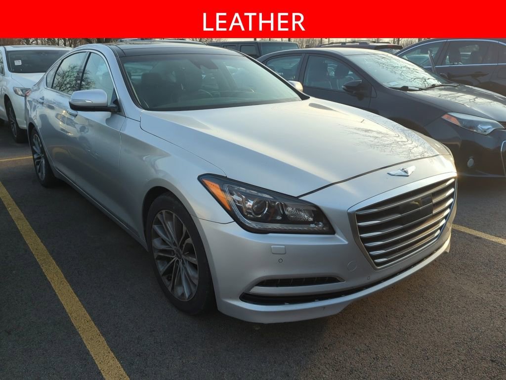 Used 2015 Hyundai Genesis 3.8 w/ Option Group 03 image 3