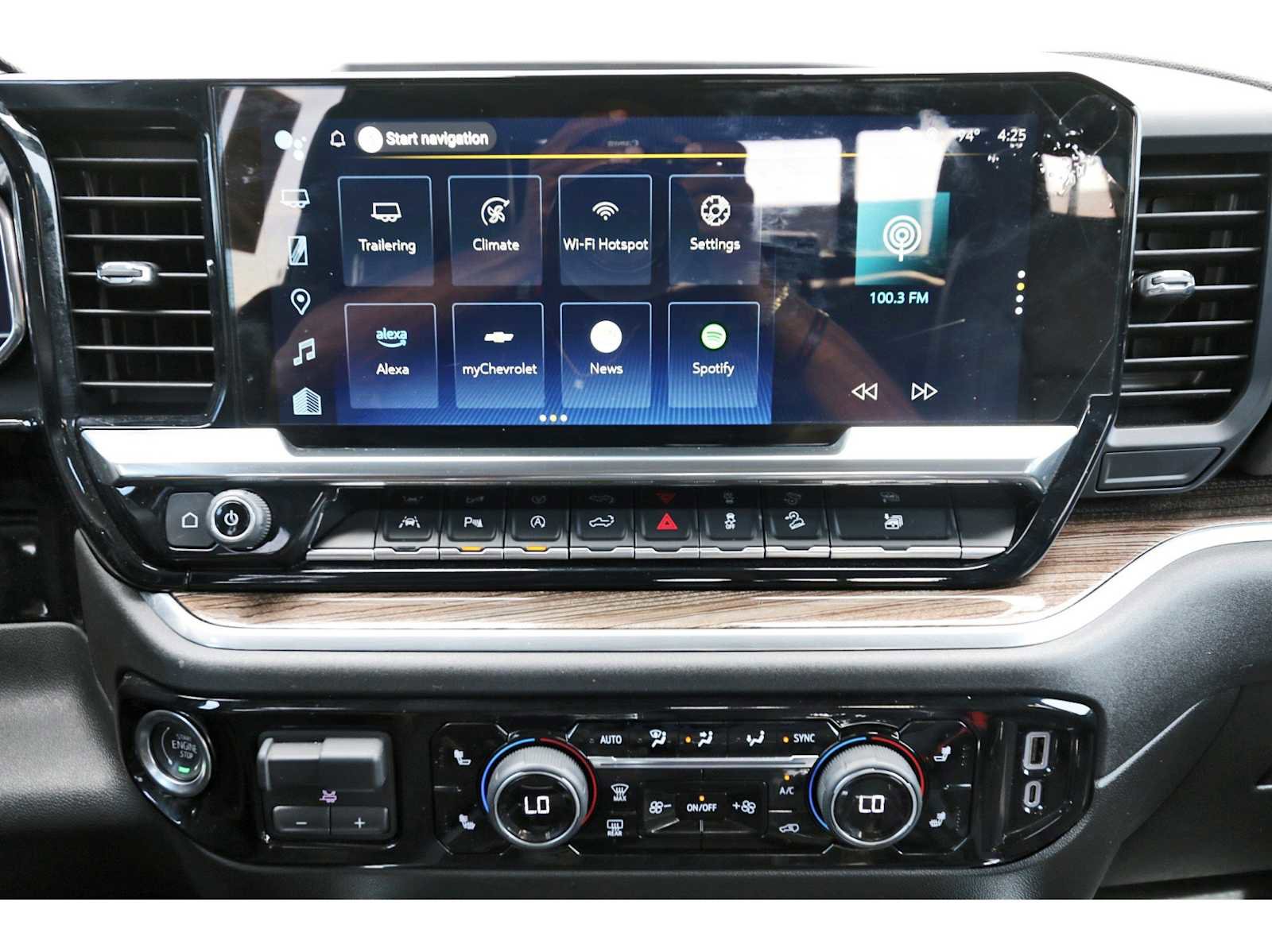 Used 2025 Chevrolet Silverado 1500 RST w/ Convenience Package II image 21
