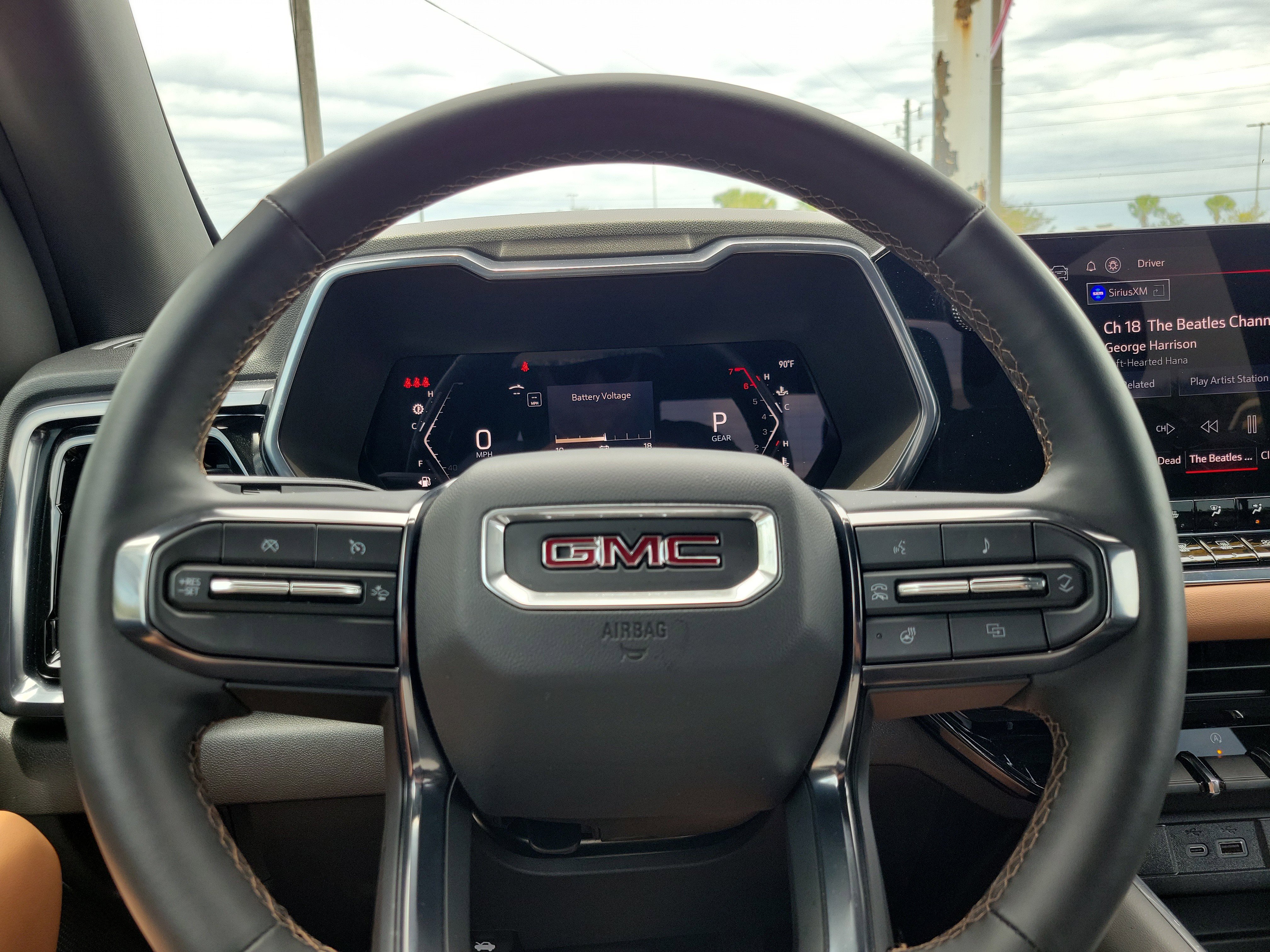 Used 2025 GMC Canyon AT4 w/ Technology Plus Package AWD/4WD image 22