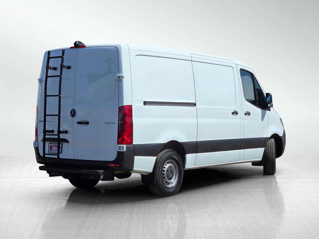 Used 2021 Mercedes-Benz Sprinter 2500 image 5