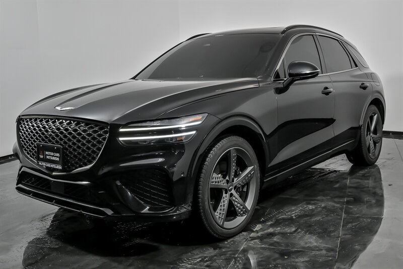 Used 2023 Genesis GV70 3.5T Sport w/ Sport Prestige Package AWD/4WD image 4