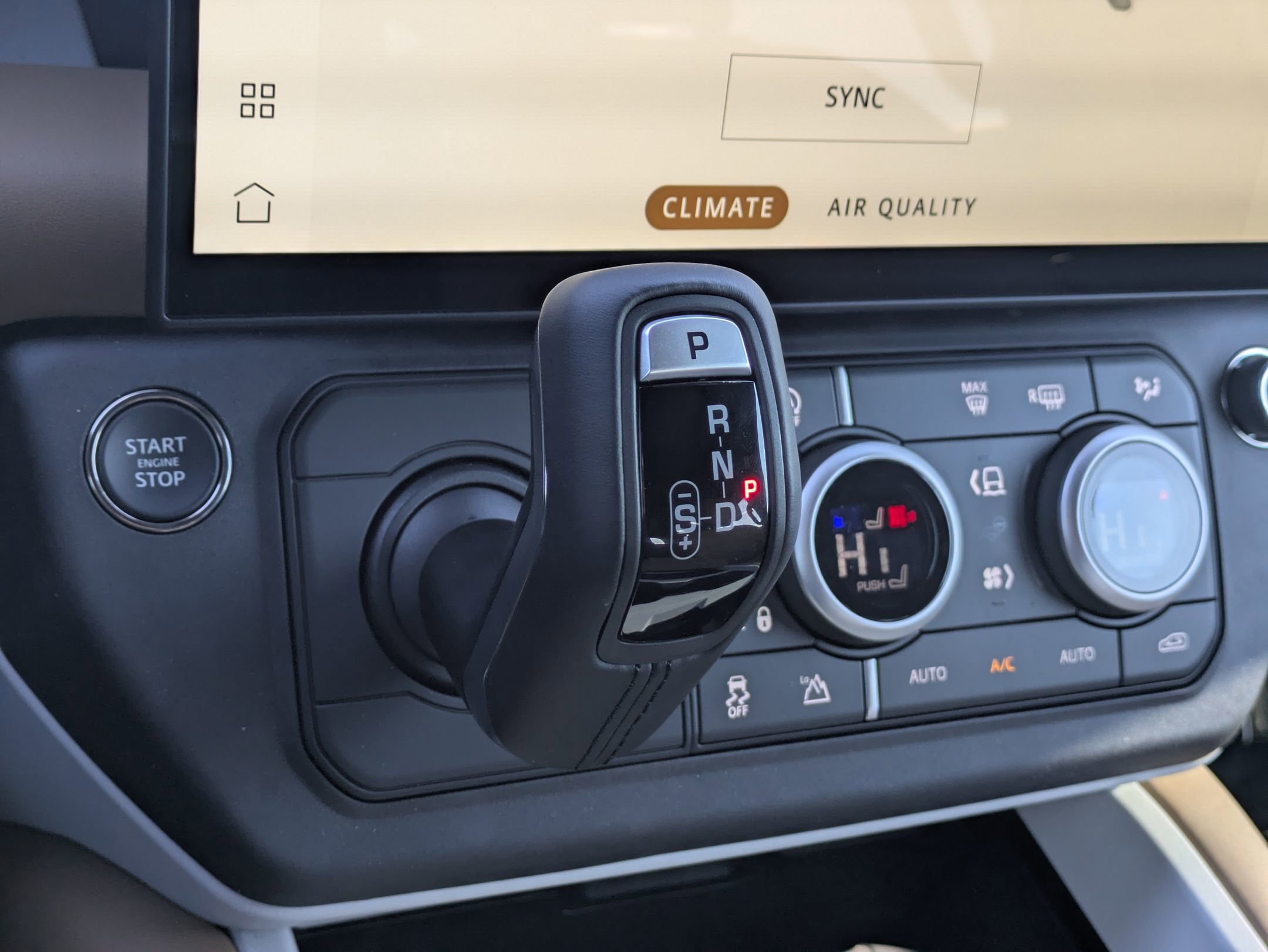 New 2026 Land Rover Defender 110 X-Dynamic SE image 17