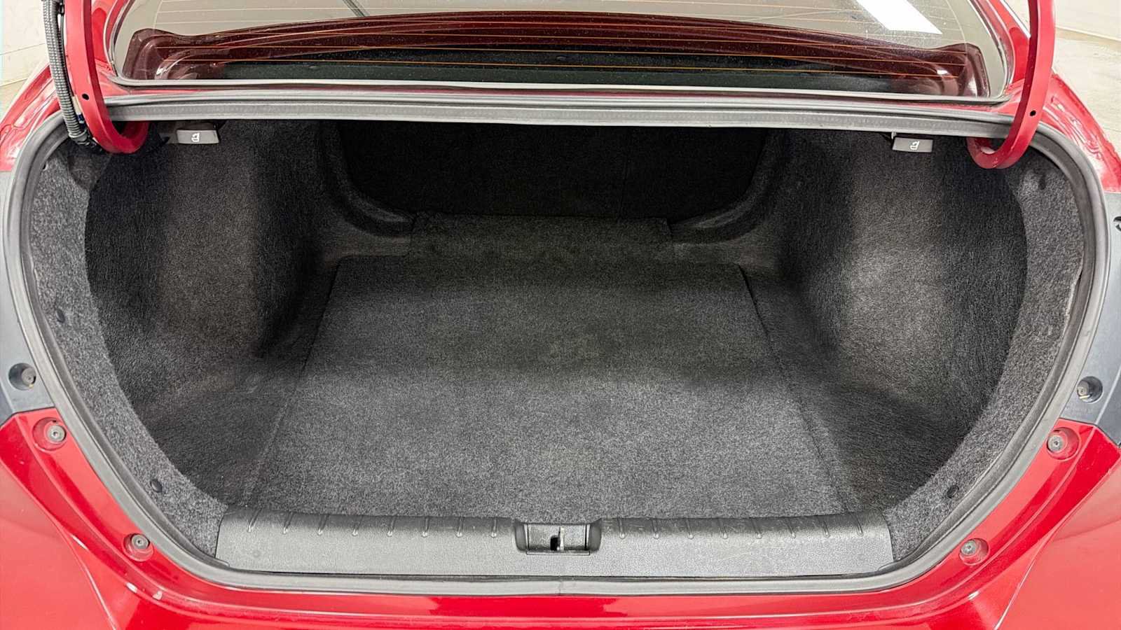 Used 2021 Honda Insight EX image 26