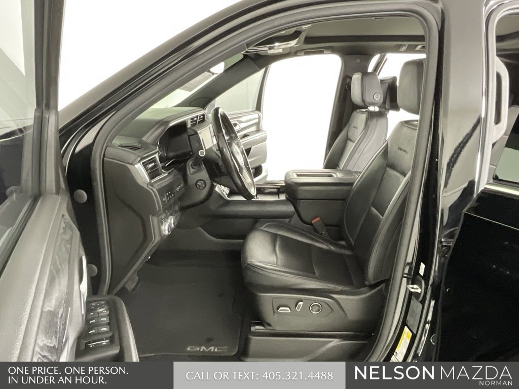 Used 2021 GMC Yukon XL Denali w/ Denali Ultimate Package image 11