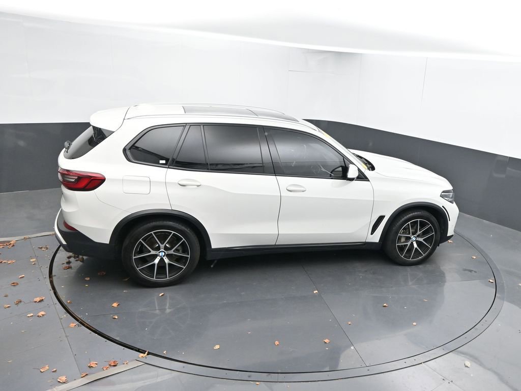 Used 2019 BMW X5 xDrive40i w/ Convenience Package image 44