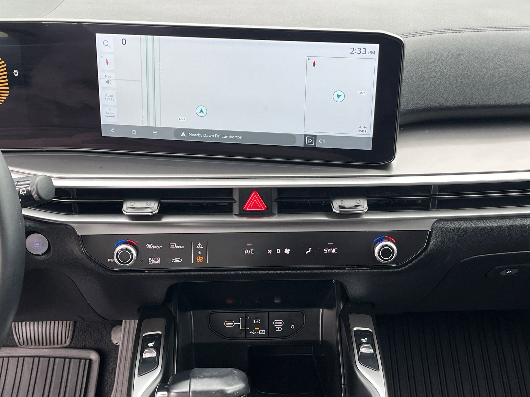 Used 2025 Kia Sorento S image 35