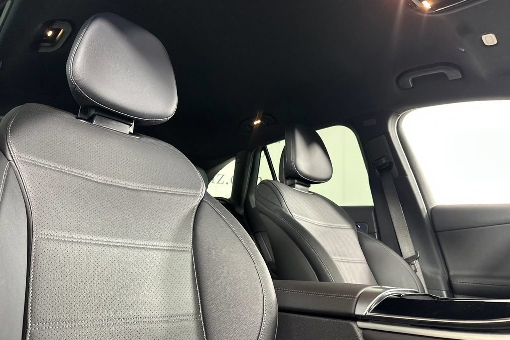 Certified 2026 Mercedes-Benz GLC 300 image 20