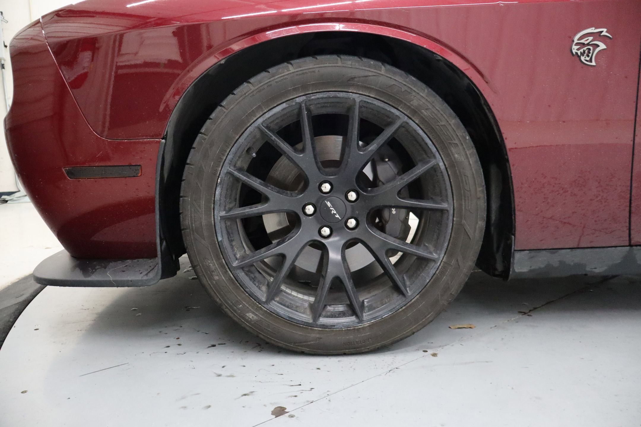 Used 2022 Dodge Challenger R/T w/ Performance Handling Group RWD image 12