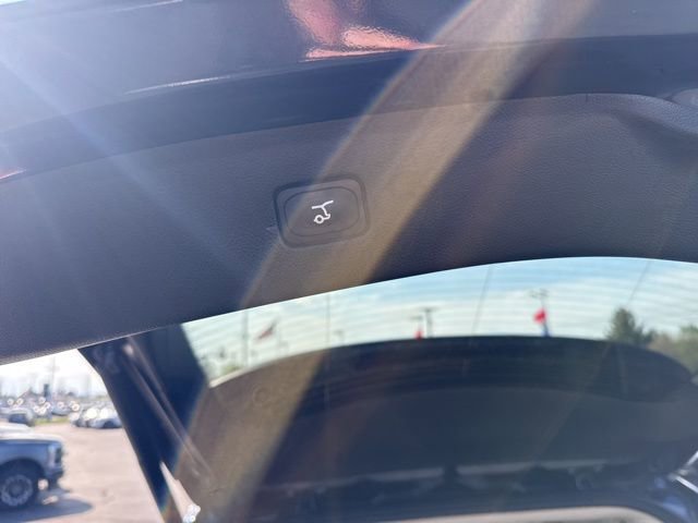 Certified 2024 Ford Edge SEL w/ Convenience Package AWD/4WD image 11