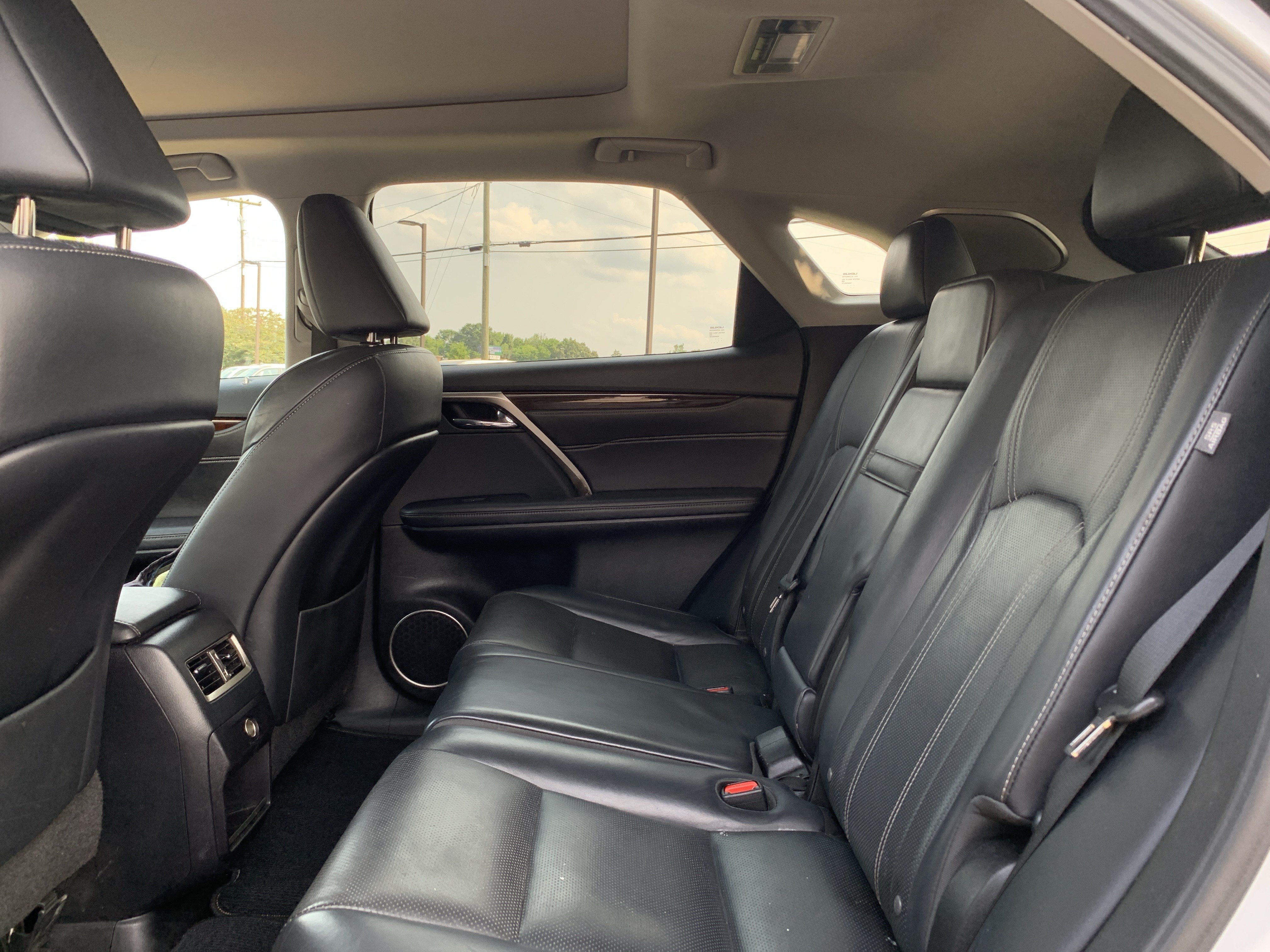 Used 2017 Lexus RX 350 FWD w/ Premium Package image 32