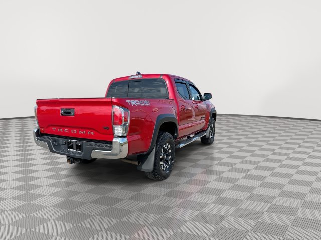 Used 2022 Toyota Tacoma TRD Off-Road AWD/4WD image 12