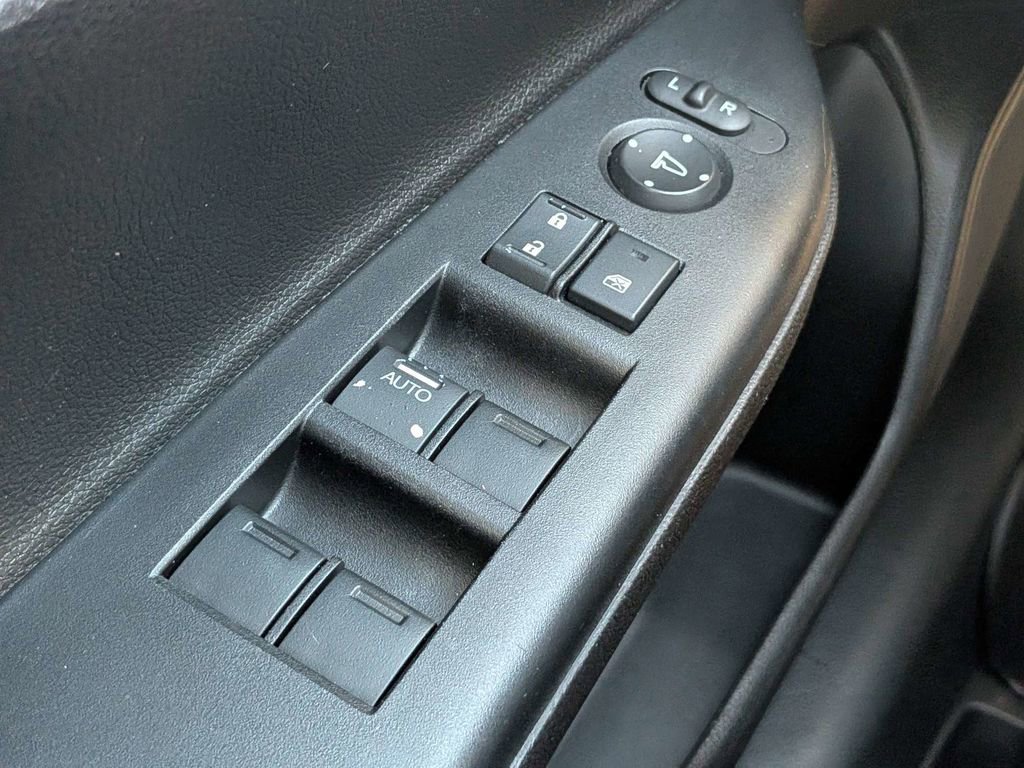Used 2016 Honda Accord Sport image 25