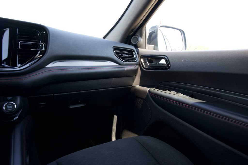 Used 2023 Dodge Durango GT RWD image 6