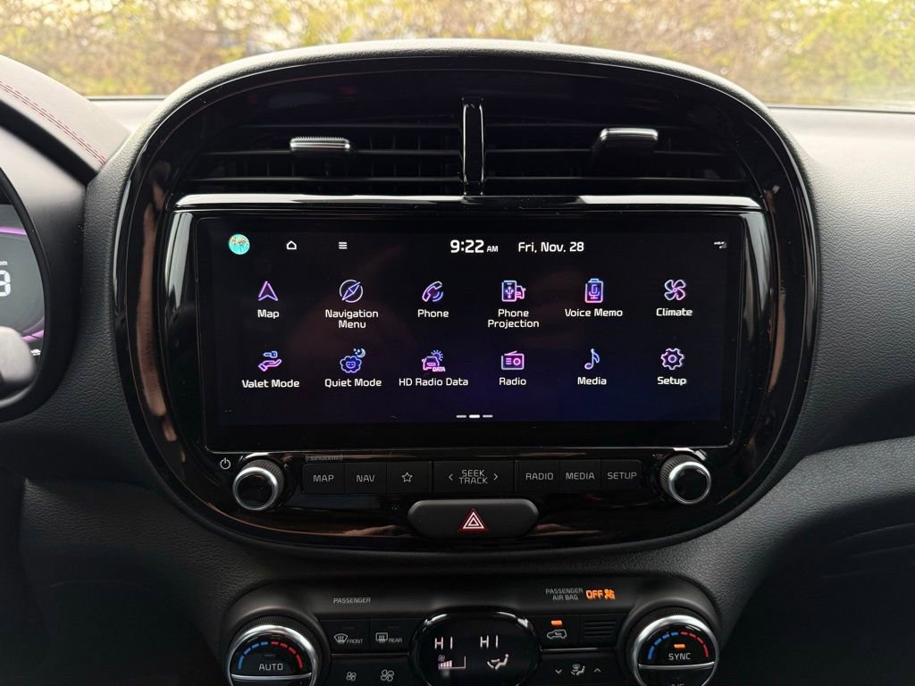 Certified 2024 Kia Soul GT-Line image 34