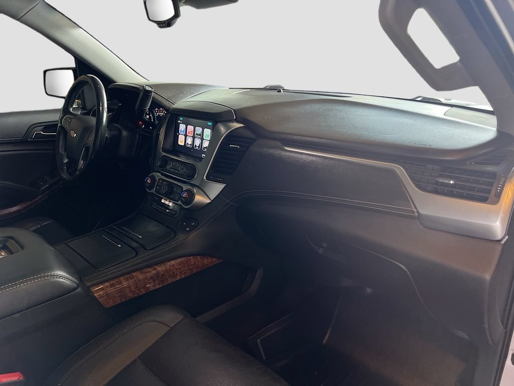 Used 2019 Chevrolet Suburban Premier AWD/4WD image 33