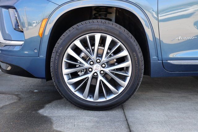 New 2026 Buick Enclave Avenir FWD image 9