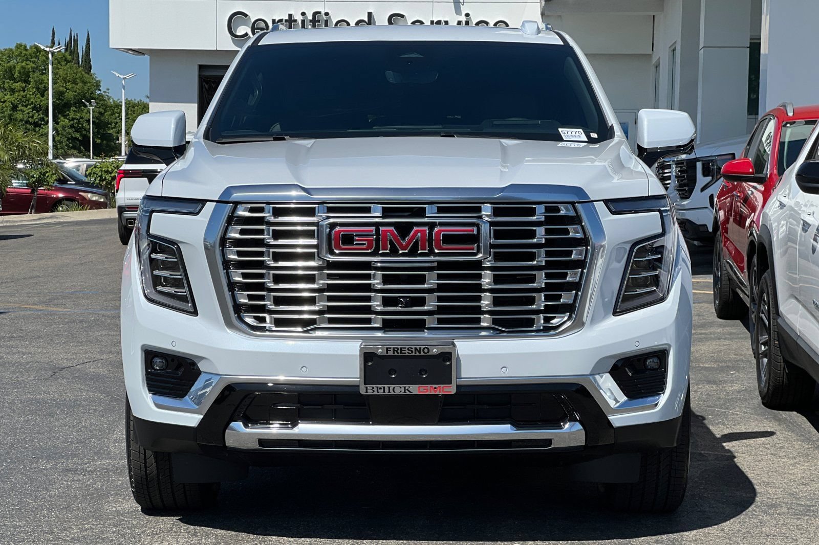 New 2026 GMC Yukon Denali w/ Denali Reserve Package AWD/4WD image 6