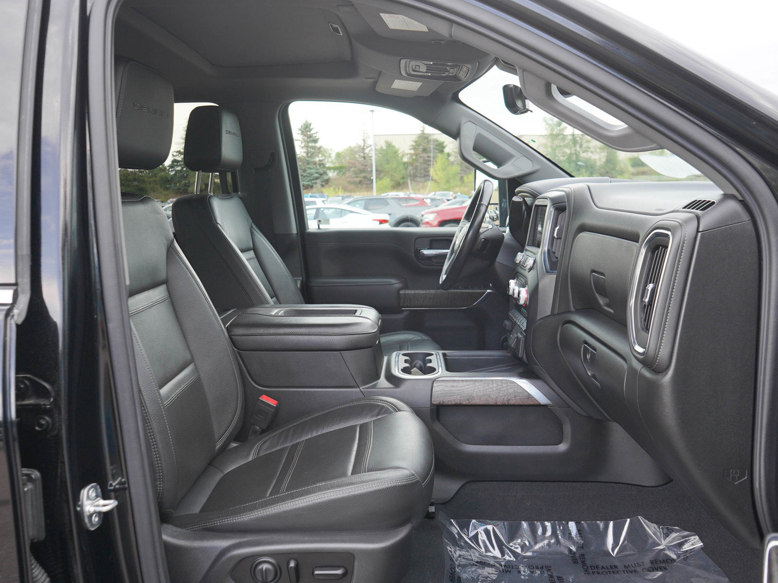 Used 2020 GMC Sierra 2500 Denali w/ Denali Ultimate Package AWD/4WD image 11